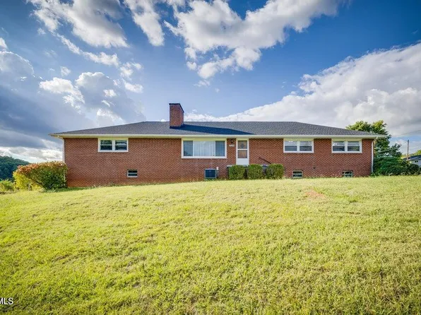 724 Dinsmore St, Kingsport, TN 37660