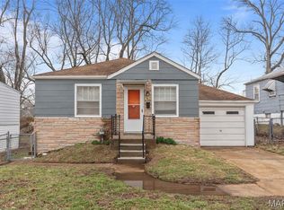 7431 Esterbrook Dr, Saint Louis, MO 63136