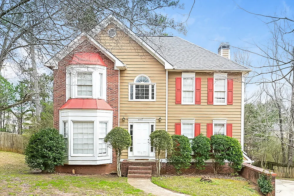3 bed, 2.5 bath, 1956 sqft, $2,630 — Photo 1