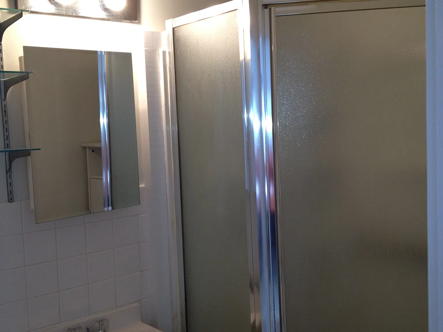 1 bed, 360 sqft, $1,100 — Photo 4