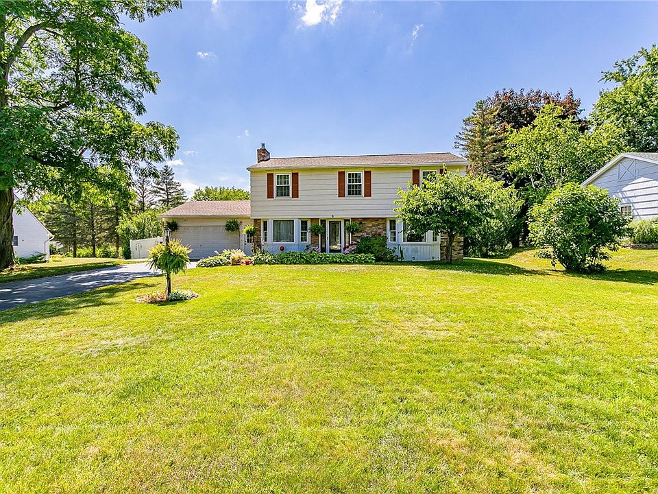 9 Farmview Ln, Fairport, NY 14450 | Zillow