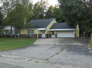 1721 McLain Rd, Saint Helen, MI 48656
