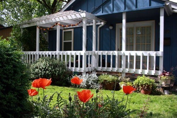 Excellent Curb Appeal