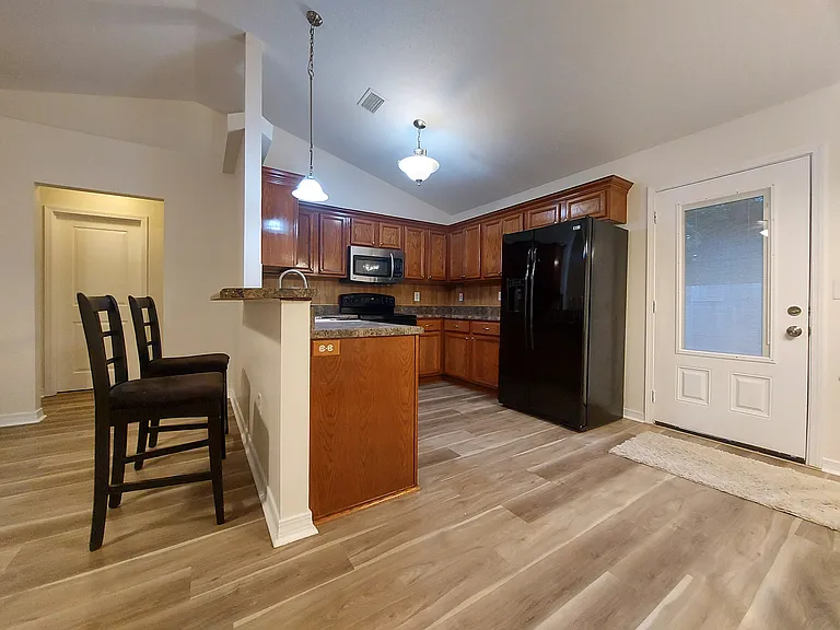 6636 Hetzel Dr — Photo 7