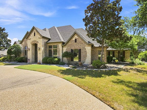 3rd image of 5040 Monroe Ct