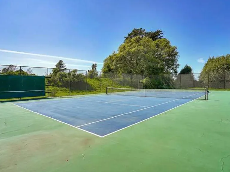 311 Vista Heights Rd — Photo 16