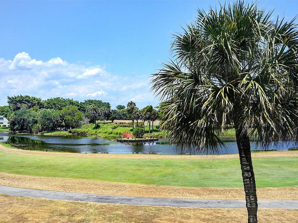 1st image of 4402 Martinique Court #F3