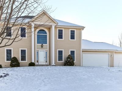 N61W12895 River Heights Ct, Menomonee Falls, WI, 53051