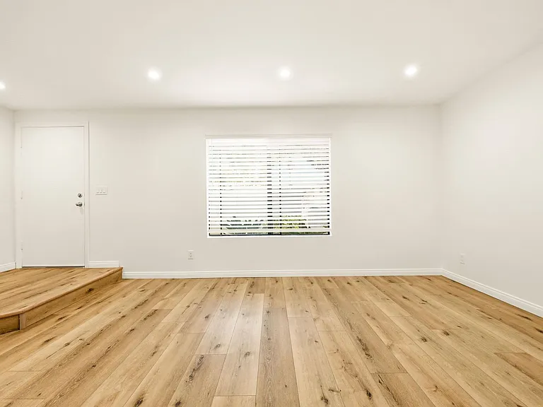 839 Del Mar Downs Rd #D — Photo 19