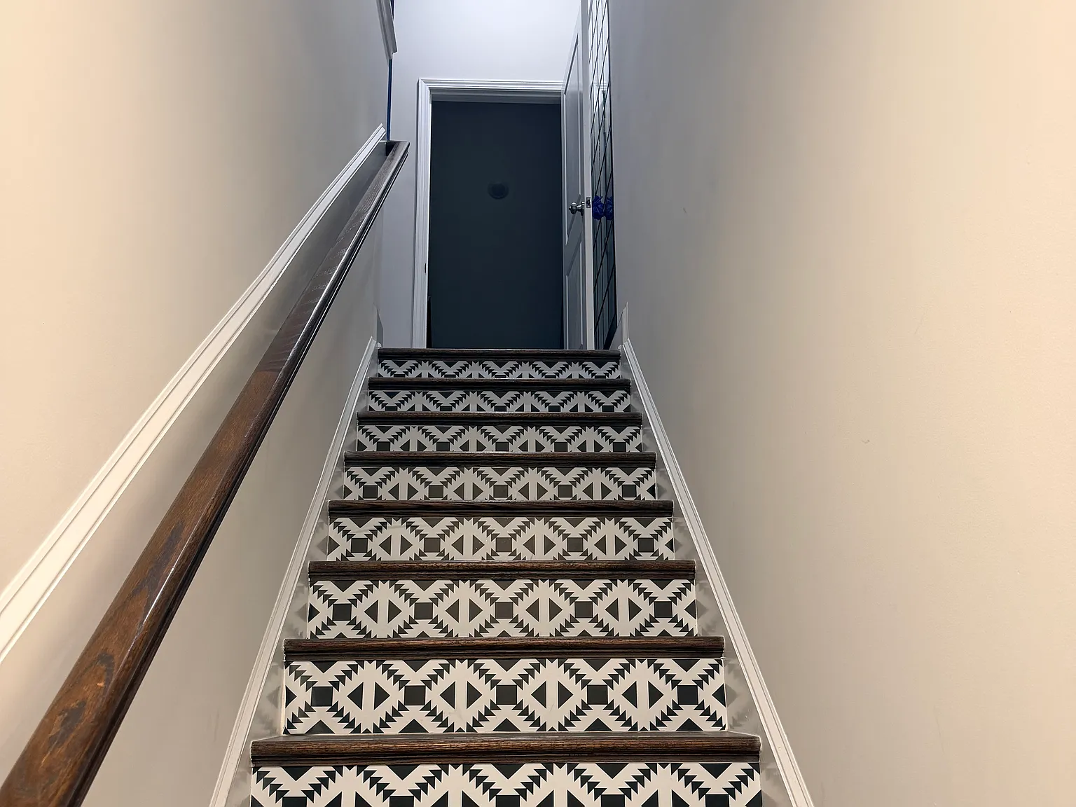 1210 Freeport Dr — Photo 3