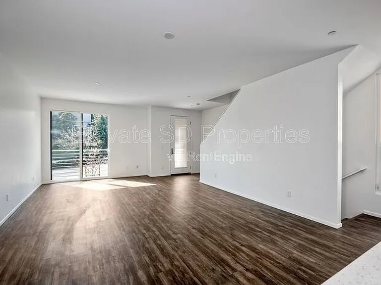2866 C St — Photo 10
