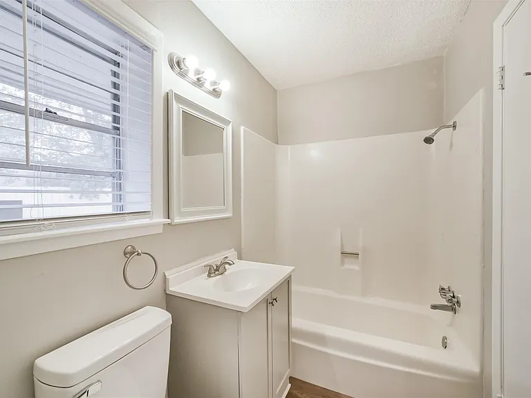 3531 Midwest Dr #A — Photo 10