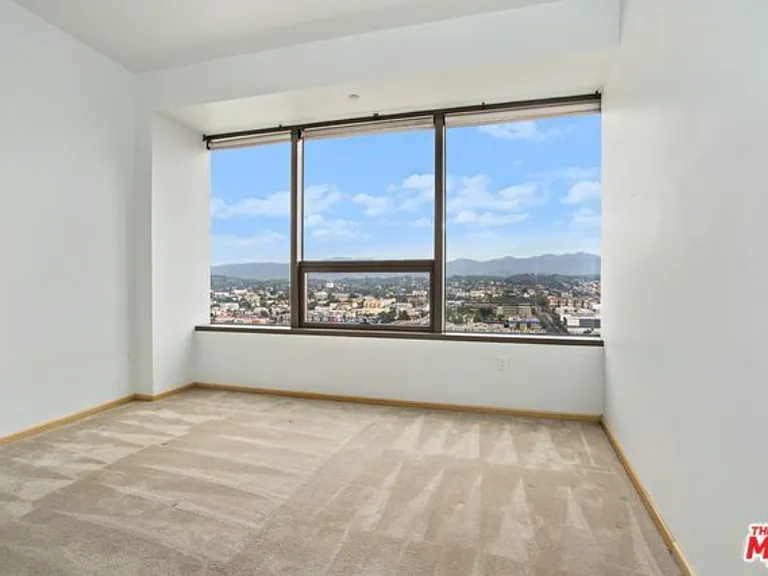 1100 Wilshire Blvd #2006 — Photo 8