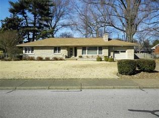 2328 Bayard Park Dr, Evansville, IN 47714