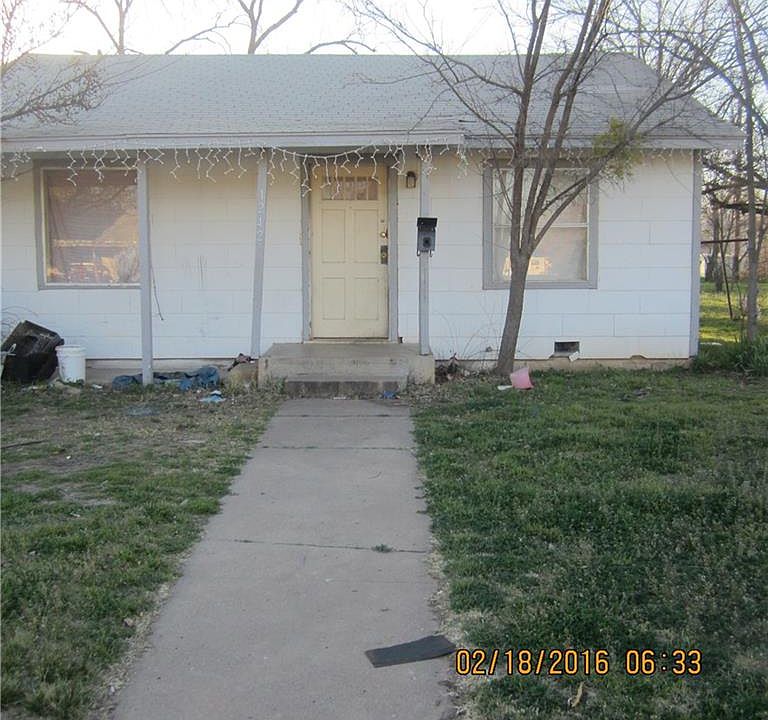 1st image of 1242 Poplar St