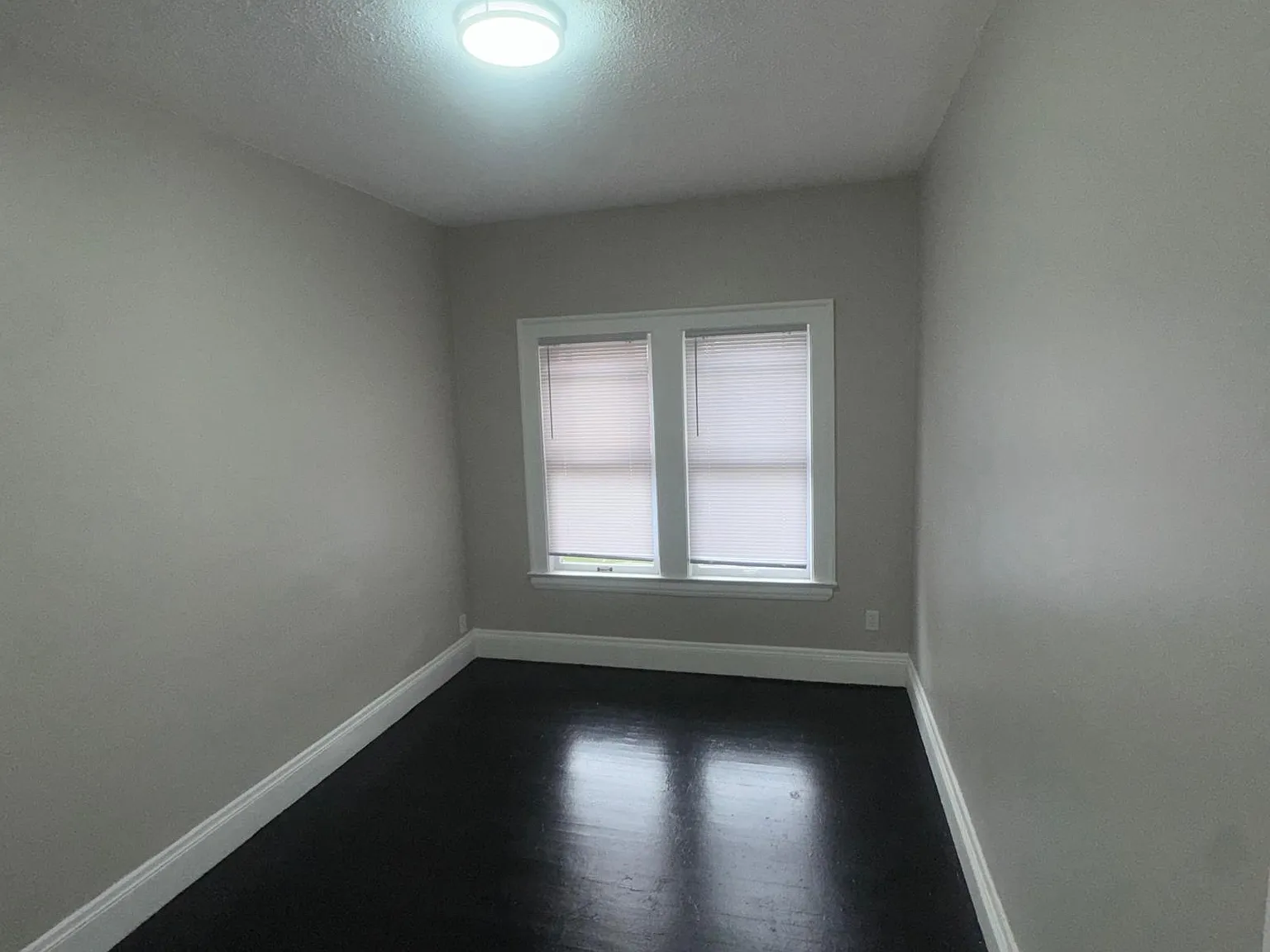 2 bed, $950 — Photo 4