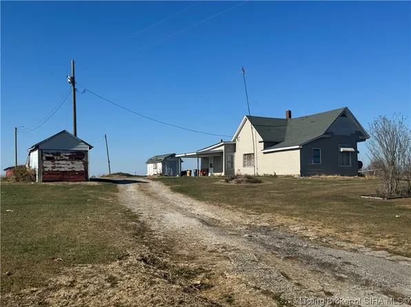 903 N Campbellsburg Livonia Road, Campbellsburg, IN 47108