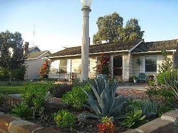 3rd image of 1712 W Kaweah Ave