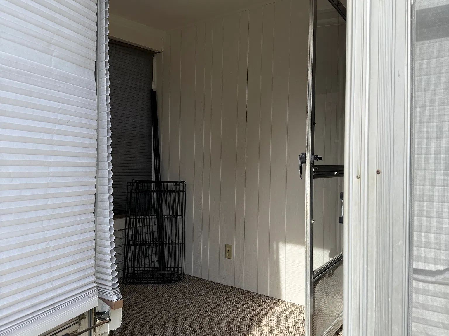 2 bed, 990 sqft, $1,400 — Photo 2