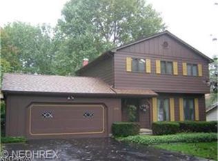 3130 Howell Dr, Poland, OH
