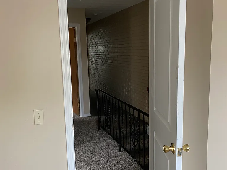 216 Magnolia Ave #218-1/2 — Photo 6