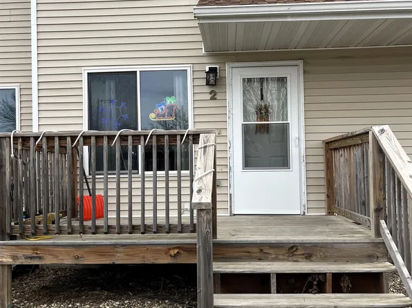 2912 Lakeview Dr APT 2, Yankton, SD 57078