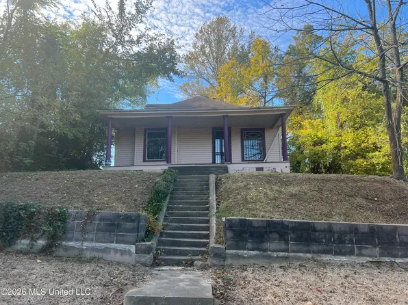 714 E Broadway St, Yazoo City, MS 39194