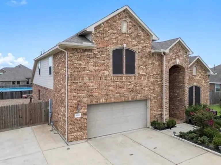 9518 Franklin Dr — Photo 4