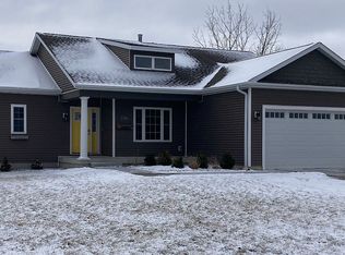 2216 228th Pl, Ames, IA 50014