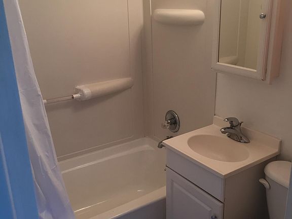 2nd image of 20 Jordan Dr