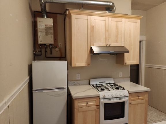 2nd image of 238 4th Ave Unit A