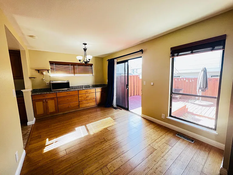 1254 Sierra Village Pl — Photo 4