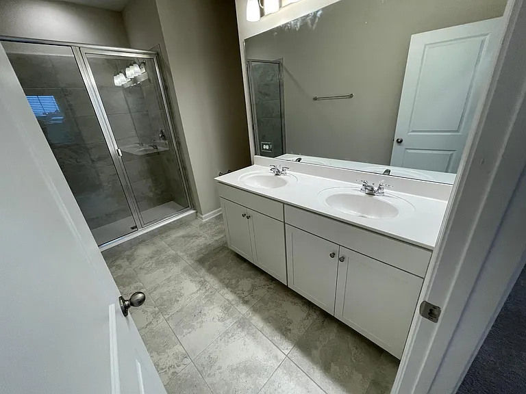 270 Brandon Lakes Dr #270 — Photo 23