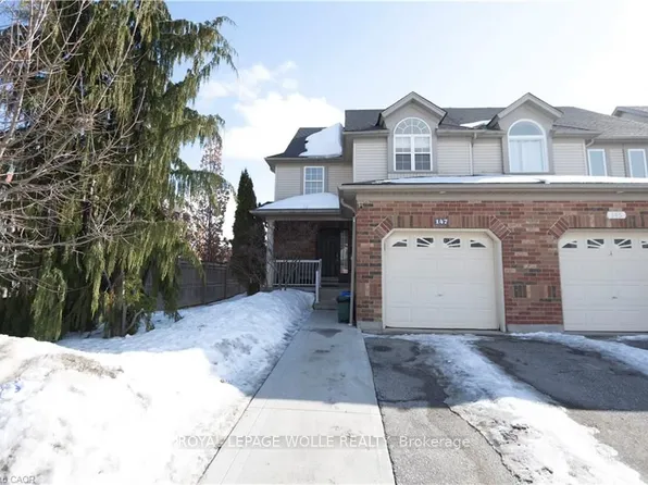147 Dubrick Cres, Kitchener, ON N2E 4G3