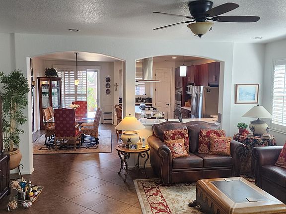 2nd image of 1537 Braddock Drive