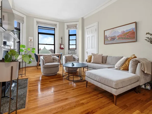 271 Dartmouth St APT 5H, Boston, MA 02116