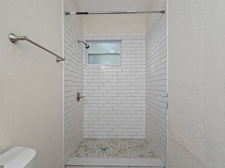 3902 E Hanna Ave — Photo 7