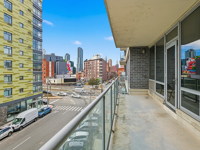 4815 11th St #4D — Photo 7