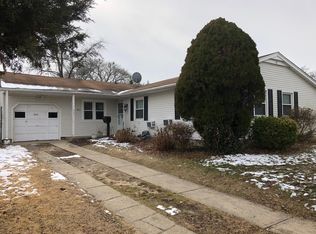 244 New Hampshire Ave, Bay Shore, NY 11706