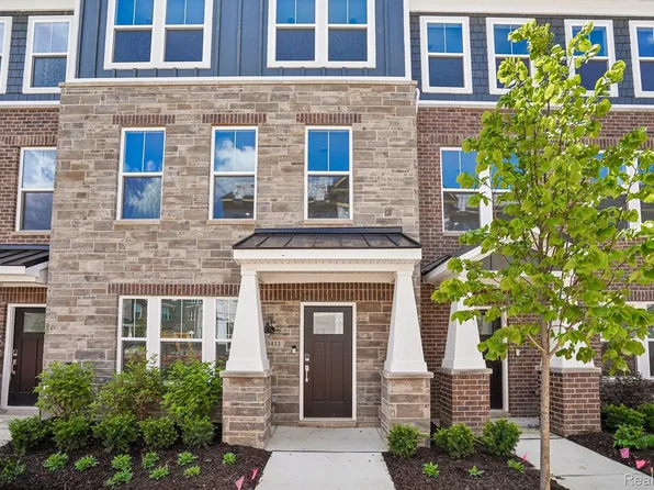 25433 Orwell St, Novi, MI 48375