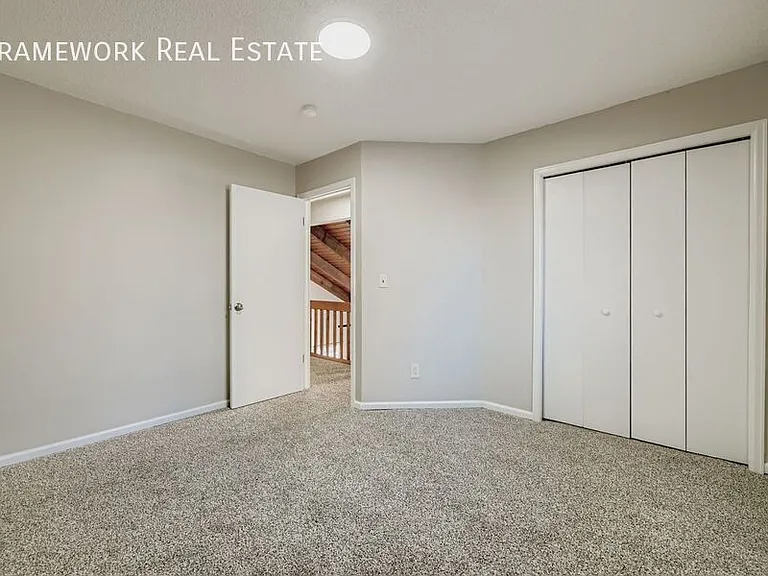 141 E Longs Peak Ave — Photo 18