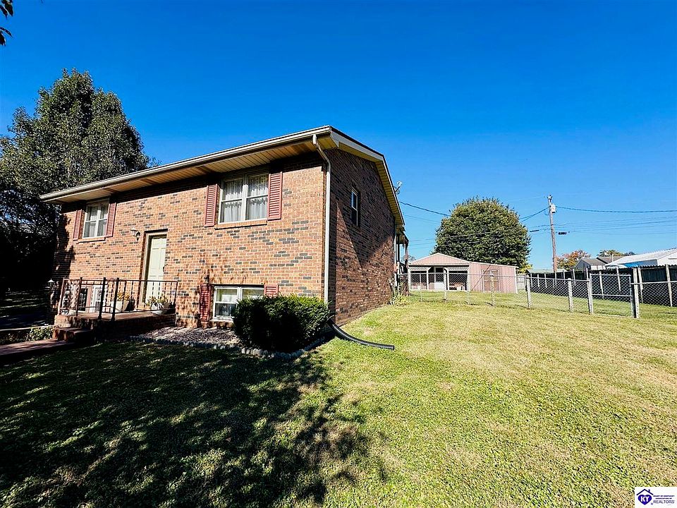 1st image of 106 Valley Dr