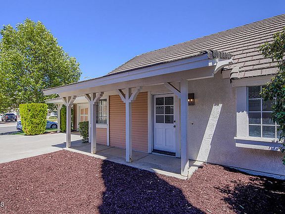 3rd image of 23867 Falconer Dr