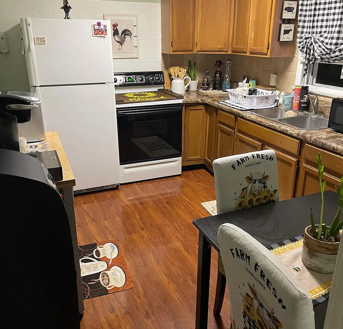 2 bed, 600 sqft, $1,100 — Photo 3