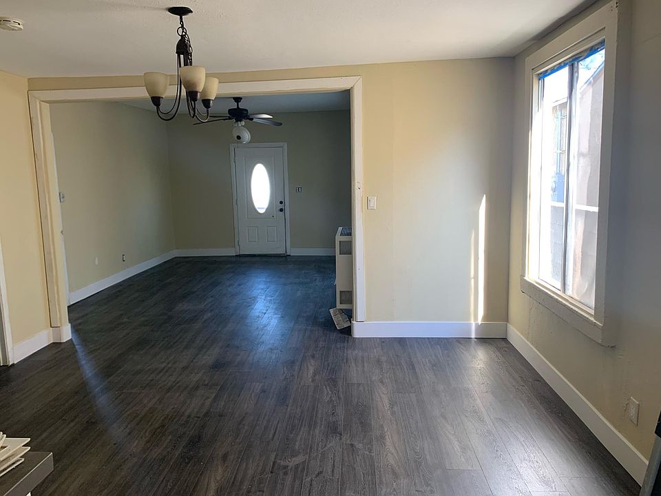 1648 W 105th St, Los Angeles, CA 90047 | Zillow