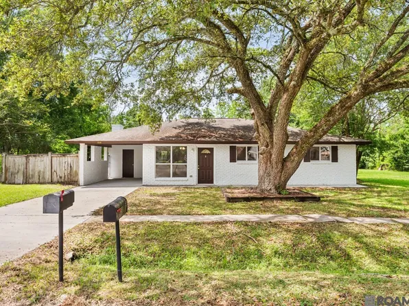 3548 Robert St, Zachary, LA 70791