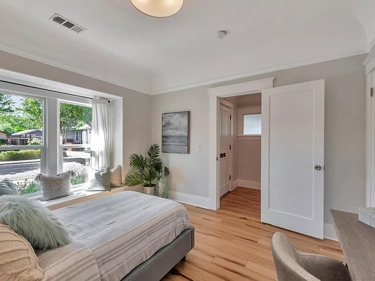 64 S Morrison Ave — Photo 9