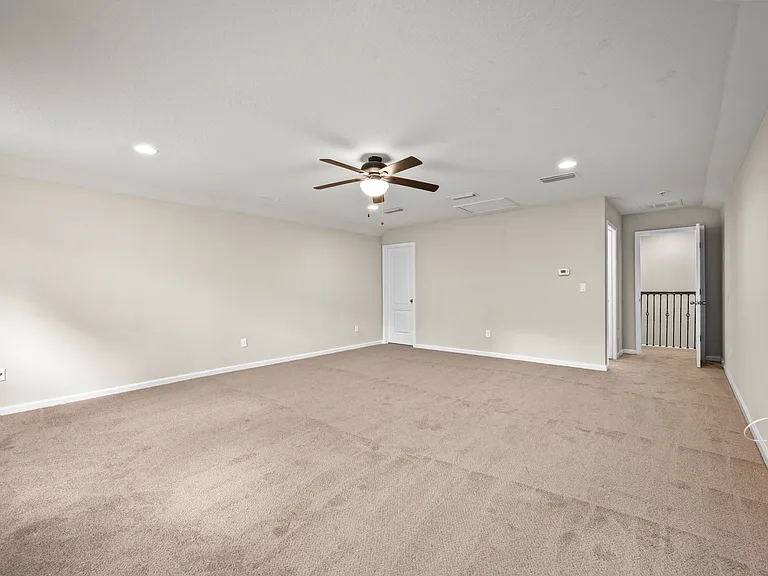119 Grant Logan Dr — Photo 8