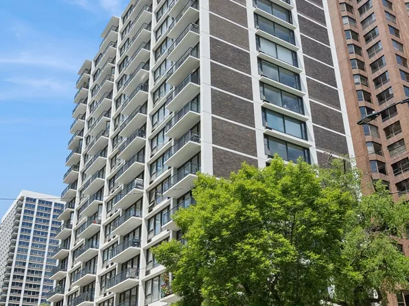 1400 N State Pkwy APT 9F, Chicago, IL 60610