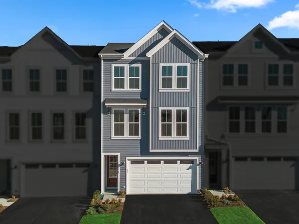 111 Galaxy Pl, Stephenson, VA 22656